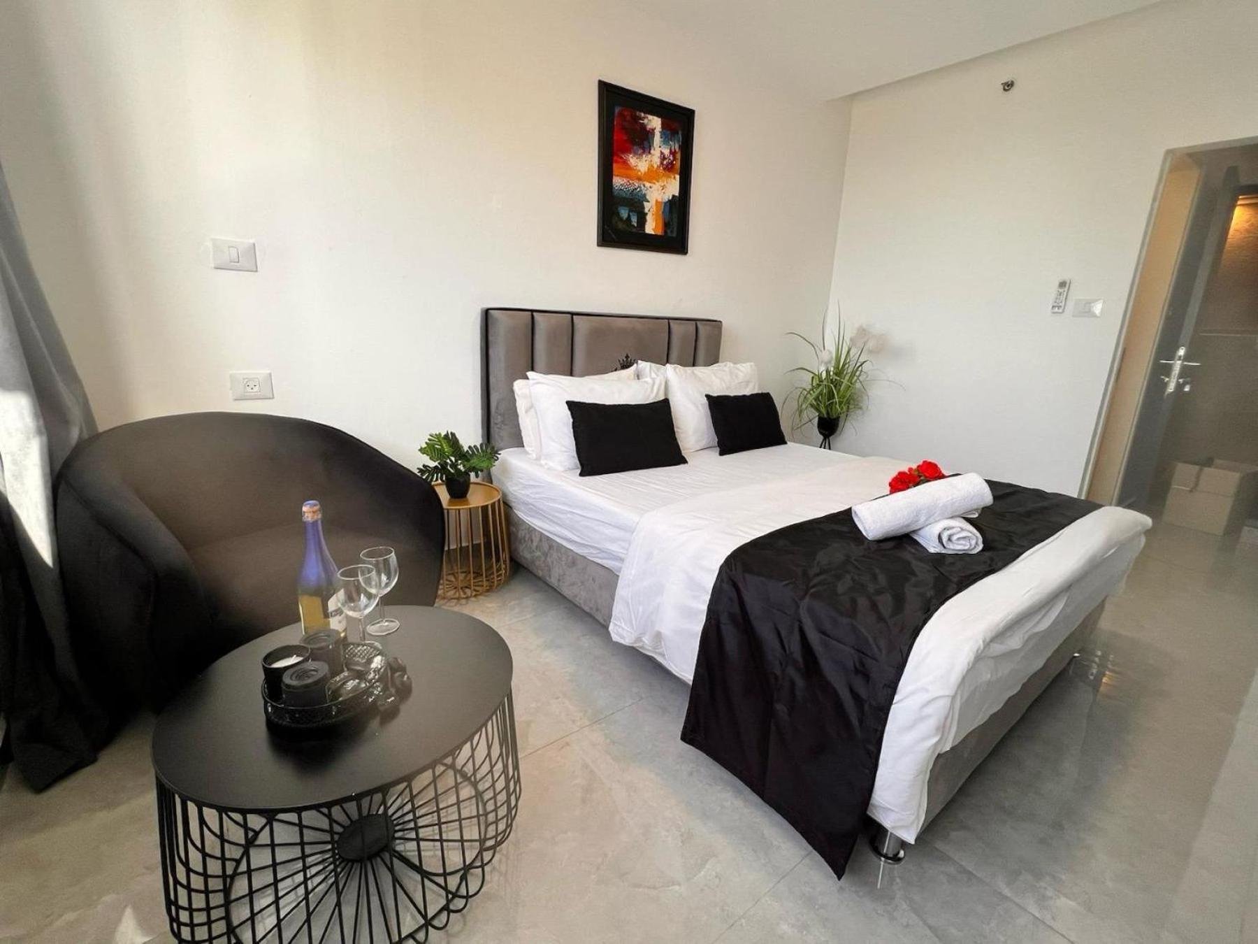 Elis Boutique Hotel Bat Yam Εξωτερικό φωτογραφία